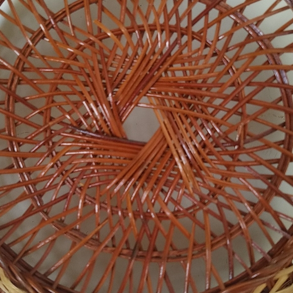 Boho woven basket wall decor - Picture 3 of 4